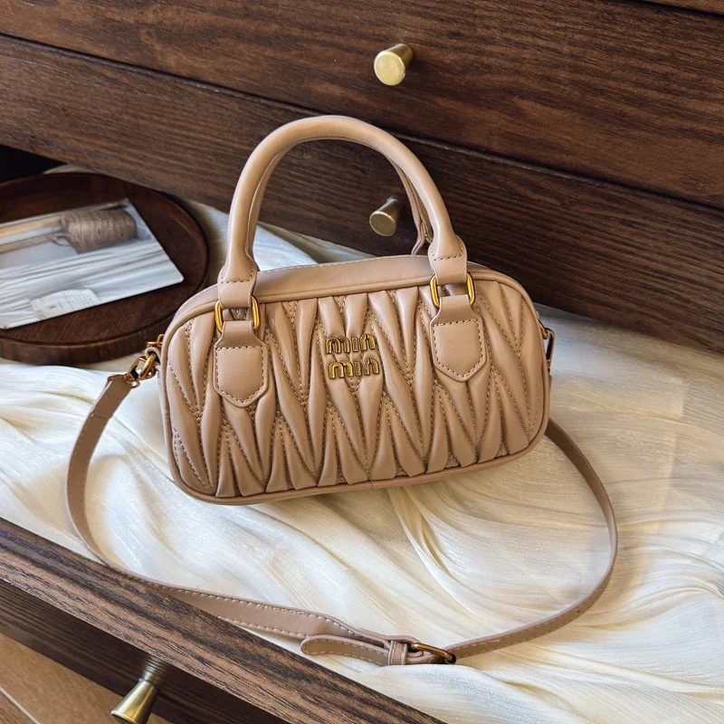 Luxury Lifestyle Fashion - Bolsa de Ombro Feminina de Luxo
