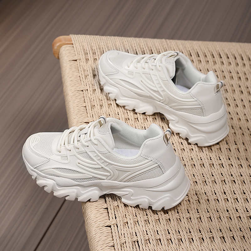 Tênis de Basquete Feminino de  - Luxury Lifestyle Fashion avaliação e preço