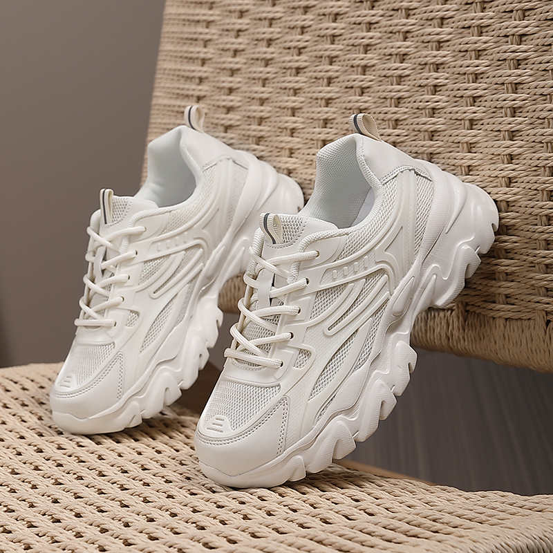 Tênis de Basquete Feminino de  - Luxury Lifestyle Fashion avaliação e preço